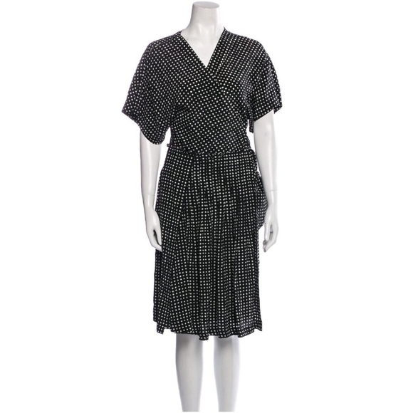 Diane von furstenberg polka dot silk wrap dress Size 0 - Picture 13 of 13